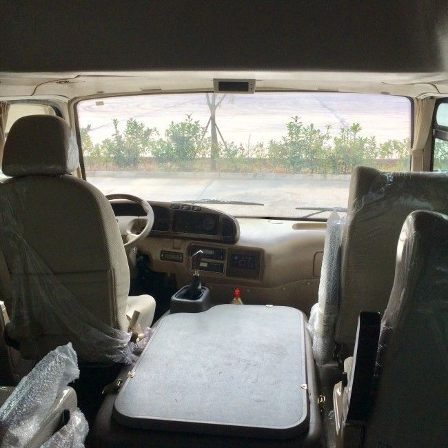 7m 25 zitplaatsen Diesel Transportation Coaster Bus met Euro 4 emissie en bladveervering