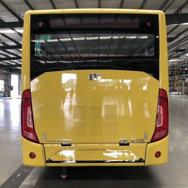 Twee deuren 8m stadsbussen met 198.4kwh batterijvermogen 29 zitplaatsen en LHD-stuur